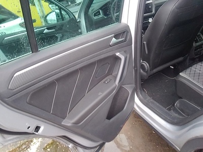 Volkswagen Tiguan R-Line 2.0 TDI 110 kW (150 CV) DSG 14 Volkswagen Tiguan R-Line 2.0 TDI 110 kW (150 CV) DSG 14