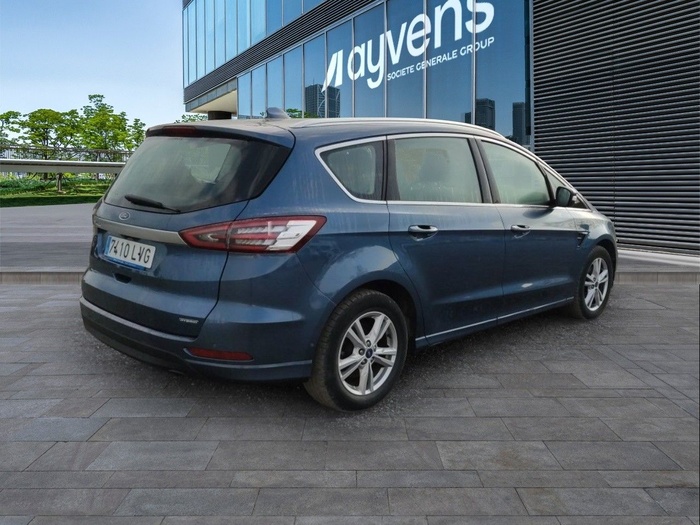 Ford S-Max 2.5 Duratec FHEV Titanium 140 kW (190 CV) Vehículo usado en Madrid Ford S-Max 2.5 Duratec FHEV Titanium 140 kW (190 CV) Vehículo usado en Madrid