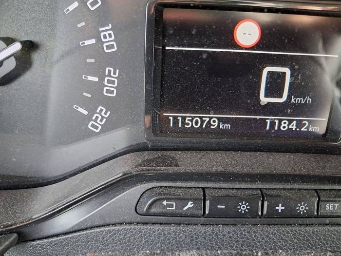 Citroen Berlingo Combi BlueHDi 75 Talla M Live 56 kW (75 CV) Vehículo usado en Madrid Citroen Berlingo Combi BlueHDi 75 Talla M Live 56 kW (75 CV) Vehículo usado en Madrid