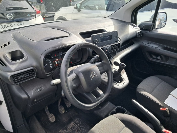 Citroen Berlingo Combi BlueHDi 75 Talla M Live 56 kW (75 CV) Vehículo usado en Madrid Citroen Berlingo Combi BlueHDi 75 Talla M Live 56 kW (75 CV) Vehículo usado en Madrid