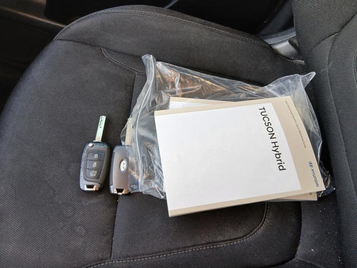 Hyundai Tucson 1.6 TGDI HEV Maxx Auto 169 kW (230 CV) Vehículo usado en Madrid Hyundai Tucson 1.6 TGDI HEV Maxx Auto 169 kW (230 CV) Vehículo usado en Madrid