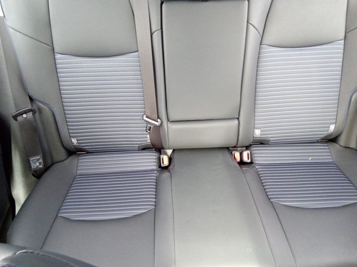 Toyota Rav4 2.5l hybrid Style 4WD 163 kW (222 CV) Vehículo usado en Madrid Toyota Rav4 2.5l hybrid Style 4WD 163 kW (222 CV) Vehículo usado en Madrid