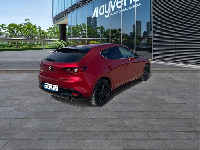 Mazda Mazda 3 2.0 e-SKYACTIV-G Homura 89 kW (122 CV) Vehículo usado en Madrid Mazda Mazda 3 2.0 e-SKYACTIV-G Homura 89 kW (122 CV) Vehículo usado en Madrid