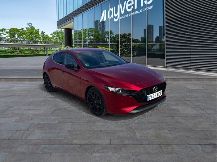 Mazda Mazda 3 2.0 e-SKYACTIV-G Homura 89 kW (122 CV) Vehículo usado en Madrid Mazda Mazda 3 2.0 e-SKYACTIV-G Homura 89 kW (122 CV) Vehículo usado en Madrid