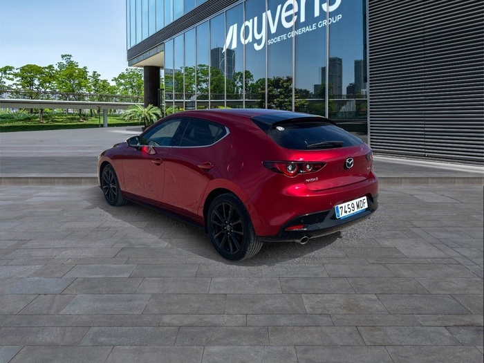Mazda Mazda 3 2.0 e-SKYACTIV-G Homura 89 kW (122 CV) Vehículo usado en Madrid Mazda Mazda 3 2.0 e-SKYACTIV-G Homura 89 kW (122 CV) Vehículo usado en Madrid