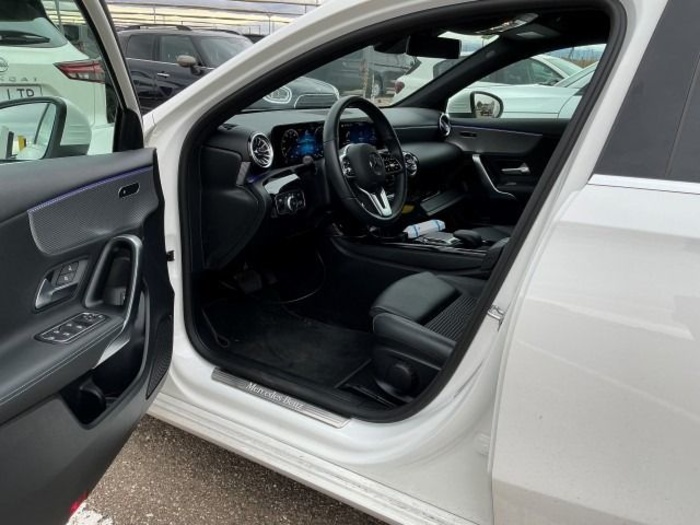 Mercedes-Benz Clase A 250 e 160 kW (218 CV) Vehículo usado en Madrid Mercedes-Benz Clase A 250 e 160 kW (218 CV) Vehículo usado en Madrid