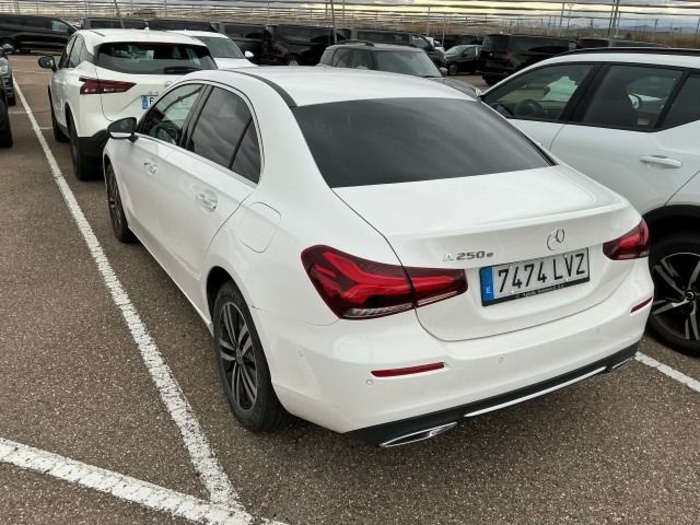 Mercedes-Benz Clase A 250 e 160 kW (218 CV) Vehículo usado en Madrid Mercedes-Benz Clase A 250 e 160 kW (218 CV) Vehículo usado en Madrid