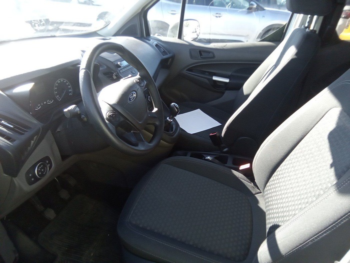 Ford Transit Connect Kombi 1.5 TDCi Trend 220 L1 74 kW (100 CV) Vehículo usado en Madrid Ford Transit Connect Kombi 1.5 TDCi Trend 220 L1 74 kW (100 CV) Vehículo usado en Madrid