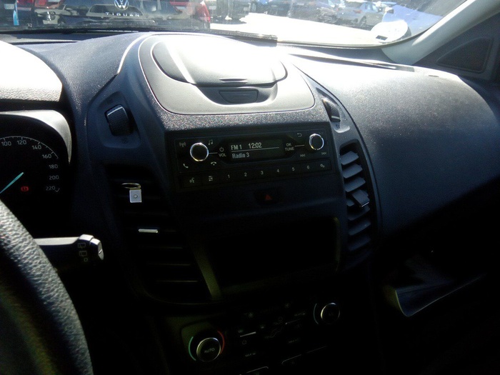 Ford Transit Connect Kombi 1.5 TDCi Trend 220 L1 74 kW (100 CV) Vehículo usado en Madrid Ford Transit Connect Kombi 1.5 TDCi Trend 220 L1 74 kW (100 CV) Vehículo usado en Madrid