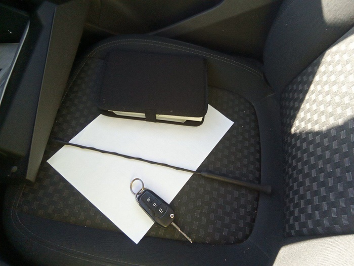 Ford Transit Connect Kombi 1.5 TDCi Trend 220 L1 74 kW (100 CV) Vehículo usado en Madrid Ford Transit Connect Kombi 1.5 TDCi Trend 220 L1 74 kW (100 CV) Vehículo usado en Madrid