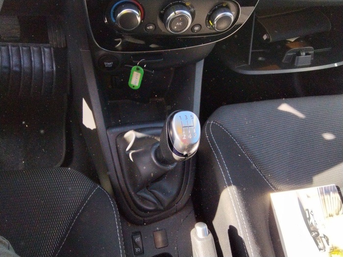 Renault Clio Business dCi 55 kW (75 CV) Vehículo usado en Madrid Renault Clio Business dCi 55 kW (75 CV) Vehículo usado en Madrid