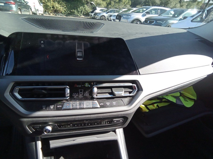 BMW Serie 3 320d 140 kW (190 CV) Vehículo usado en Madrid BMW Serie 3 320d 140 kW (190 CV) Vehículo usado en Madrid