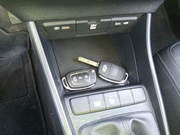 Hyundai i20 1.0 TGDI 48V Klass 74 kW (100 CV) Vehículo usado en Madrid Hyundai i20 1.0 TGDI 48V Klass 74 kW (100 CV) Vehículo usado en Madrid