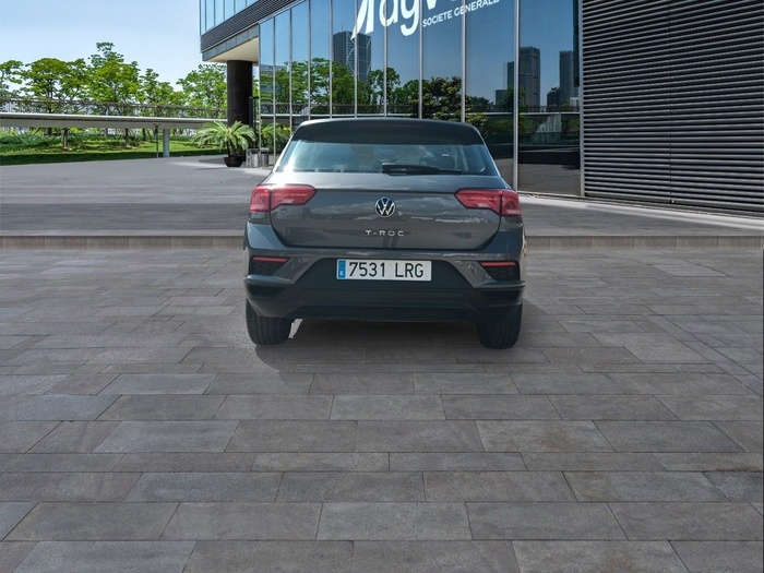 Volkswagen T-Roc Edition 2.0 TDI 85 kW (115 CV) Vehículo usado en Madrid Volkswagen T-Roc Edition 2.0 TDI 85 kW (115 CV) Vehículo usado en Madrid
