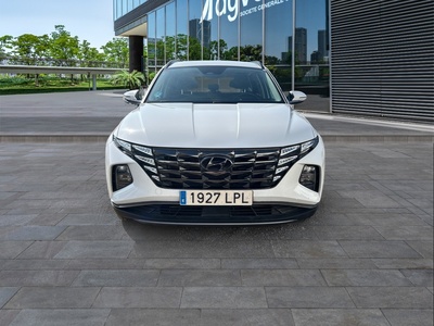 Hyundai Tucson 1.6 TGDI HEV Maxx Auto 169 kW (230 CV) 9 Hyundai Tucson 1.6 TGDI HEV Maxx Auto 169 kW (230 CV) 9