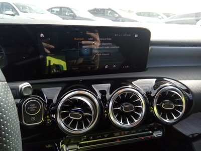 Mercedes-Benz CLA 180 100 kW (136 CV) 12 Mercedes-Benz CLA 180 100 kW (136 CV) 12