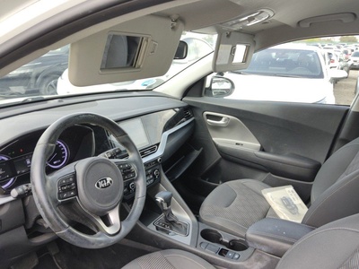 Kia Niro 1.6 GDi HEV Concept 104 kW (141 CV) 12 Kia Niro 1.6 GDi HEV Concept 104 kW (141 CV) 12