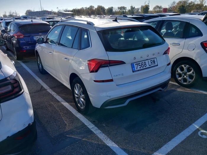 Skoda Kamiq 1.0 TSI Ambition DSG 81 kW (110 CV) Vehículo usado en Madrid Skoda Kamiq 1.0 TSI Ambition DSG 81 kW (110 CV) Vehículo usado en Madrid