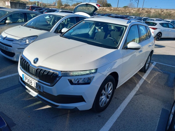 Skoda Kamiq 1.0 TSI Ambition DSG 81 kW (110 CV) Vehículo usado en Madrid Skoda Kamiq 1.0 TSI Ambition DSG 81 kW (110 CV) Vehículo usado en Madrid