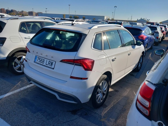 Skoda Kamiq 1.0 TSI Ambition DSG 81 kW (110 CV) Vehículo usado en Madrid Skoda Kamiq 1.0 TSI Ambition DSG 81 kW (110 CV) Vehículo usado en Madrid