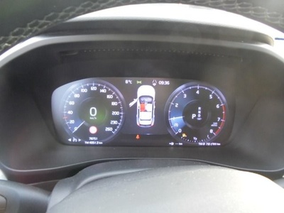 Volvo XC40 T3 Momentum Pro Auto 120 kW (163 CV) 12 Volvo XC40 T3 Momentum Pro Auto 120 kW (163 CV) 12