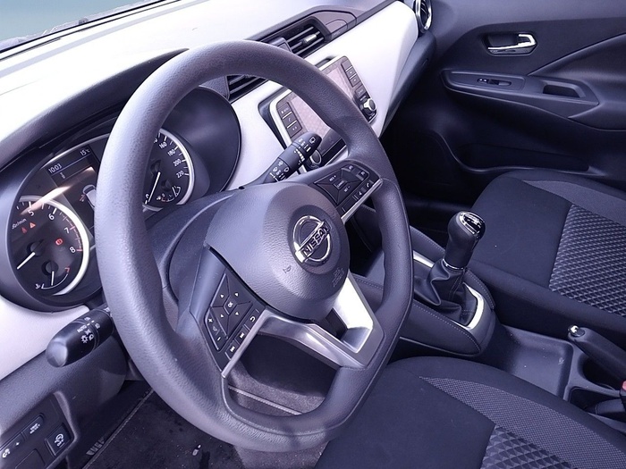 Nissan Micra IG-T 100 Acenta 74 kW (100 CV) Vehículo usado en Madrid Nissan Micra IG-T 100 Acenta 74 kW (100 CV) Vehículo usado en Madrid