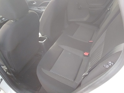 Nissan Micra IG-T 100 Acenta 74 kW (100 CV) 13 Nissan Micra IG-T 100 Acenta 74 kW (100 CV) 13