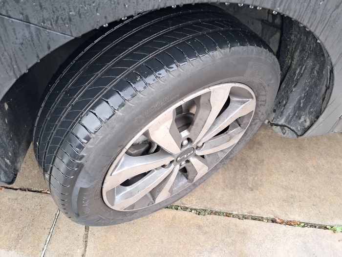 Kia Stonic 1.0 T-GDi MHEV Drive iMT 88 kW (120 CV) Vehículo usado en Madrid Kia Stonic 1.0 T-GDi MHEV Drive iMT 88 kW (120 CV) Vehículo usado en Madrid