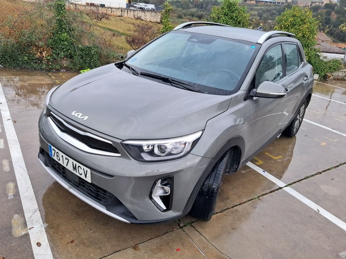 Kia Stonic 1.0 T-GDi MHEV Drive iMT 88 kW (120 CV) Vehículo usado en Madrid Kia Stonic 1.0 T-GDi MHEV Drive iMT 88 kW (120 CV) Vehículo usado en Madrid
