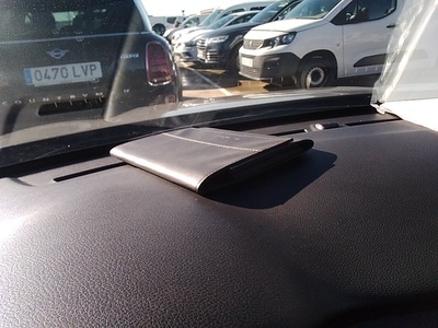 Kia Stonic 1.0 T-GDi MHEV Drive iMT 88 kW (120 CV) 15 Kia Stonic 1.0 T-GDi MHEV Drive iMT 88 kW (120 CV) 15