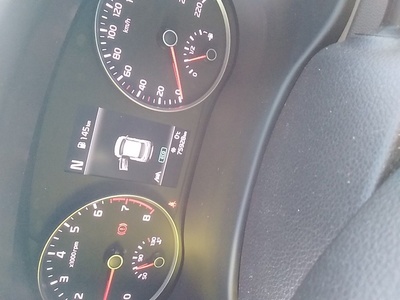 Kia Stonic 1.0 T-GDi MHEV Drive iMT 88 kW (120 CV) 8 Kia Stonic 1.0 T-GDi MHEV Drive iMT 88 kW (120 CV) 8