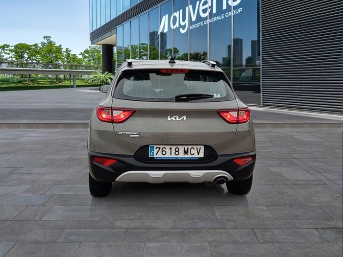 Kia Stonic 1.0 T-GDi MHEV Drive iMT 88 kW (120 CV) Vehículo usado en Madrid Kia Stonic 1.0 T-GDi MHEV Drive iMT 88 kW (120 CV) Vehículo usado en Madrid