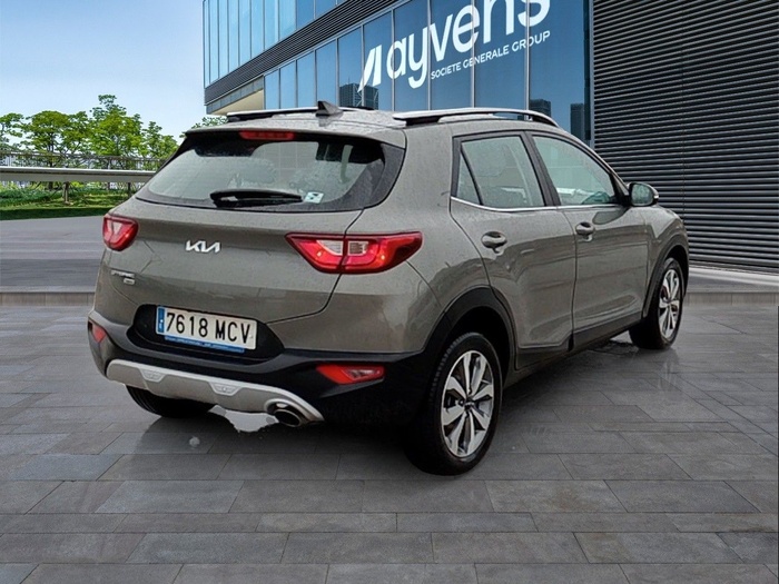 Kia Stonic 1.0 T-GDi MHEV Drive iMT 88 kW (120 CV) Vehículo usado en Madrid Kia Stonic 1.0 T-GDi MHEV Drive iMT 88 kW (120 CV) Vehículo usado en Madrid