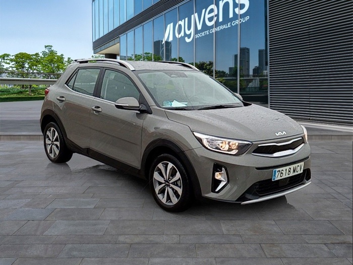 Kia Stonic 1.0 T-GDi MHEV Drive iMT 88 kW (120 CV) Vehículo usado en Madrid Kia Stonic 1.0 T-GDi MHEV Drive iMT 88 kW (120 CV) Vehículo usado en Madrid