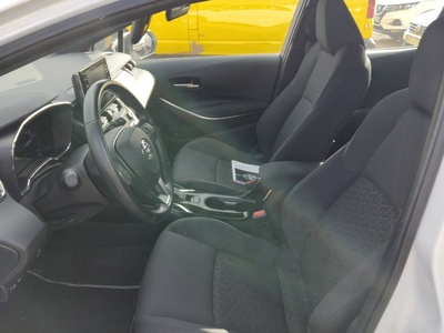 Toyota Corolla 1.8 125 Híbrido Active Tech E-CVT 90 kW (122 CV) 13 Toyota Corolla 1.8 125 Híbrido Active Tech E-CVT 90 kW (122 CV) 13