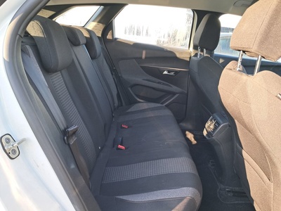 Peugeot 3008 BlueHDi 130 S&S Active Pack 96 kW (130 CV) 11 Peugeot 3008 BlueHDi 130 S&S Active Pack 96 kW (130 CV) 11