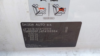 Skoda Fabia 1.0 MPI Essence 59 kW (80 CV) 15 Skoda Fabia 1.0 MPI Essence 59 kW (80 CV) 15