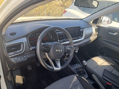 Kia Stonic 1.0 T-GDi MHEV iMT Concept 74 kW (100 CV) 7 Kia Stonic 1.0 T-GDi MHEV iMT Concept 74 kW (100 CV) 7