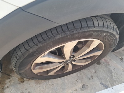 Kia Stonic 1.0 T-GDi MHEV iMT Concept 74 kW (100 CV) 8 Kia Stonic 1.0 T-GDi MHEV iMT Concept 74 kW (100 CV) 8