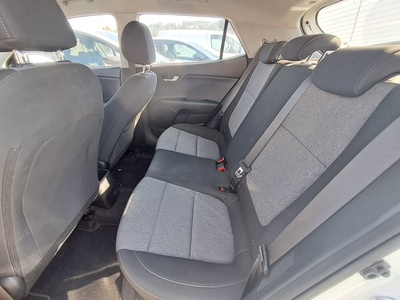 Kia Stonic 1.0 T-GDi MHEV iMT Concept 74 kW (100 CV) 11 Kia Stonic 1.0 T-GDi MHEV iMT Concept 74 kW (100 CV) 11