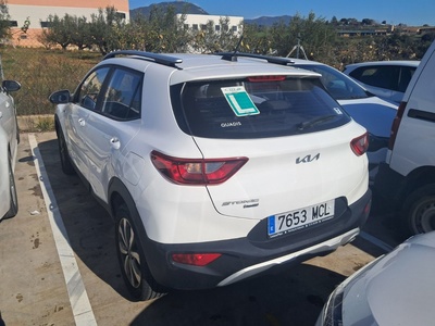 Kia Stonic 1.0 T-GDi MHEV iMT Concept 74 kW (100 CV) 6 Kia Stonic 1.0 T-GDi MHEV iMT Concept 74 kW (100 CV) 6