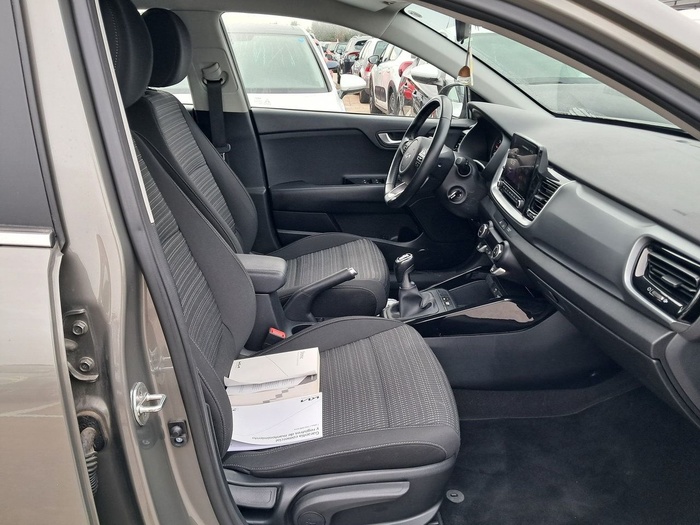 Kia Stonic 1.0 T-GDi MHEV Drive iMT 88 kW (120 CV) Vehículo usado en Madrid Kia Stonic 1.0 T-GDi MHEV Drive iMT 88 kW (120 CV) Vehículo usado en Madrid