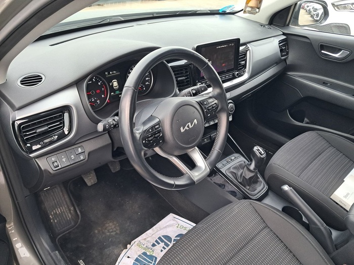 Kia Stonic 1.0 T-GDi MHEV Drive iMT 88 kW (120 CV) Vehículo usado en Madrid Kia Stonic 1.0 T-GDi MHEV Drive iMT 88 kW (120 CV) Vehículo usado en Madrid