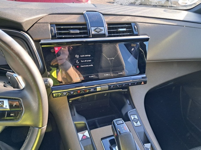 DS DS7 Crossback BlueHDi 130 DE Bastille + AT 96 kW (130 CV) Vehículo usado en Madrid DS DS7 Crossback BlueHDi 130 DE Bastille + AT 96 kW (130 CV) Vehículo usado en Madrid