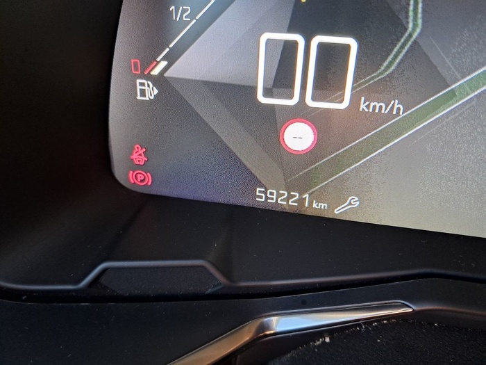 DS DS7 Crossback BlueHDi 130 DE Bastille + AT 96 kW (130 CV) Vehículo usado en Madrid DS DS7 Crossback BlueHDi 130 DE Bastille + AT 96 kW (130 CV) Vehículo usado en Madrid