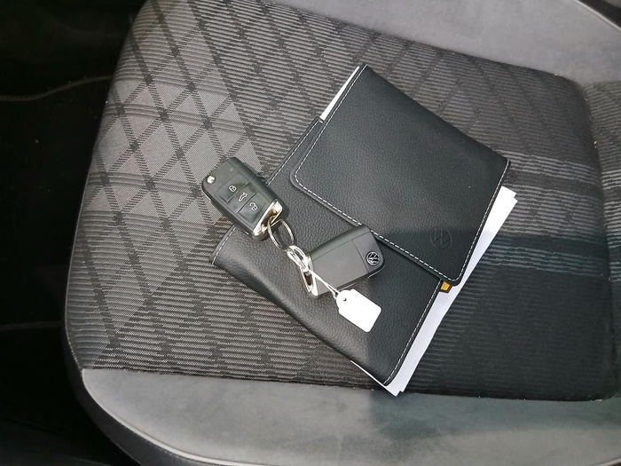 Volkswagen Tiguan R-Line 2.0 TDI 110 kW (150 CV) DSG Vehículo usado en Madrid Volkswagen Tiguan R-Line 2.0 TDI 110 kW (150 CV) DSG Vehículo usado en Madrid