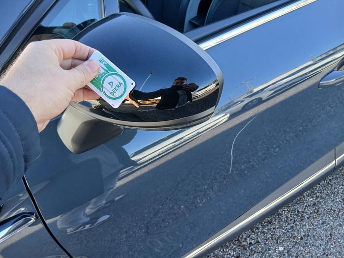 Renault Captur Zen E-TECH Híbrido enchufable 118 kW (160 CV) Vehículo usado en Madrid Renault Captur Zen E-TECH Híbrido enchufable 118 kW (160 CV) Vehículo usado en Madrid