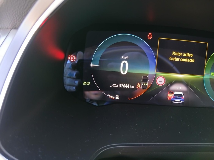 Renault Captur Zen E-TECH Híbrido enchufable 118 kW (160 CV) Vehículo usado en Madrid Renault Captur Zen E-TECH Híbrido enchufable 118 kW (160 CV) Vehículo usado en Madrid