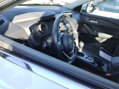 Nissan Qashqai DIG-T 140 mHEV Acenta 4x2 103 kW (140 CV) 7 Nissan Qashqai DIG-T 140 mHEV Acenta 4x2 103 kW (140 CV) 7