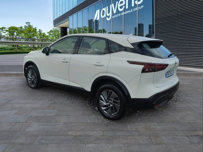 Nissan Qashqai DIG-T 140 mHEV Acenta 4x2 103 kW (140 CV) Vehículo usado en Madrid Nissan Qashqai DIG-T 140 mHEV Acenta 4x2 103 kW (140 CV) Vehículo usado en Madrid